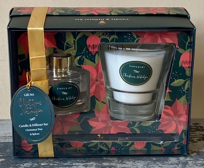 Poinsettia Candle & Diffuser Set – Christmas Nostalgia