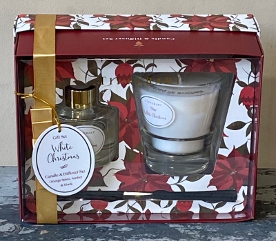 Poinsettia Candle & Diffuser Set – White Christmas