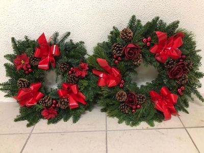 Christmas Grave Wreaths