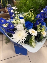 Lovely Laois Rose Katelyn Hand Tied Bouquet
